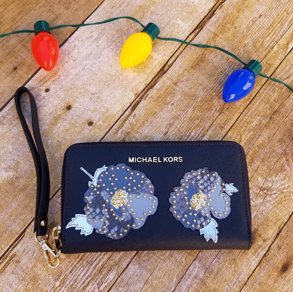 NWT MICHAEL Micahael Kors floral wristlet …